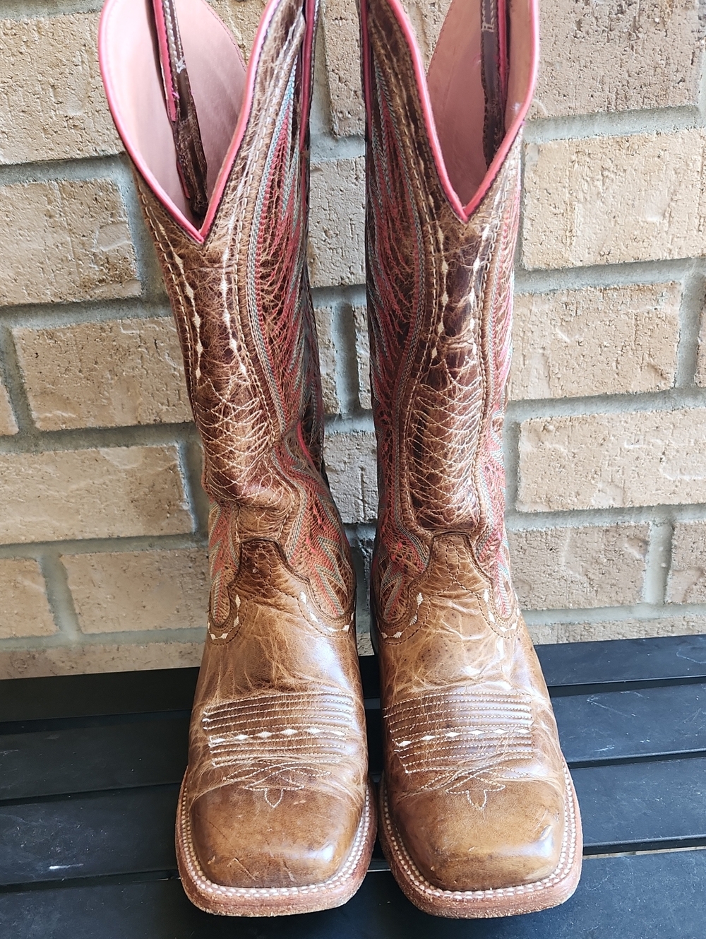 Ariat Embroidered Cowboy Boots Ladies 9B